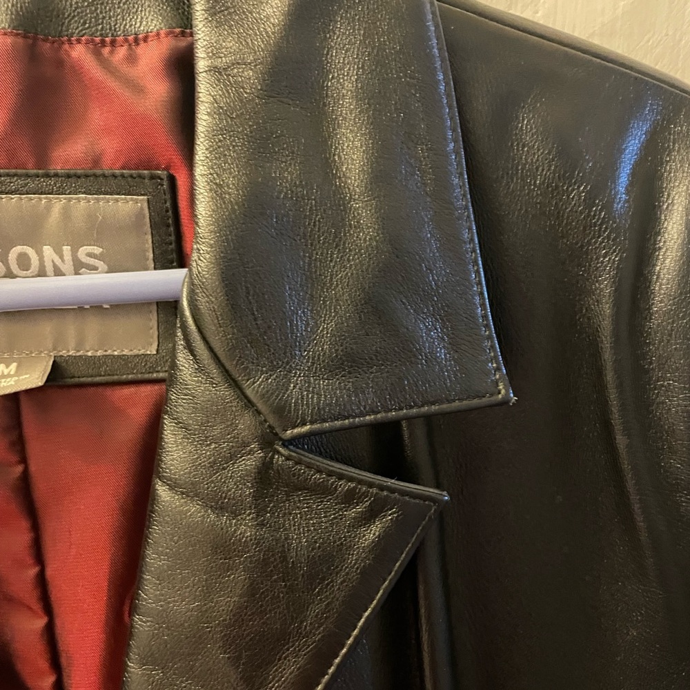 Leather jacket - Picture 7 of 7